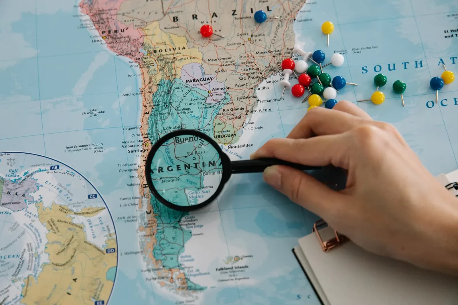 Argentina's Country Risk Falls to 484 Points, Lowest in a Month