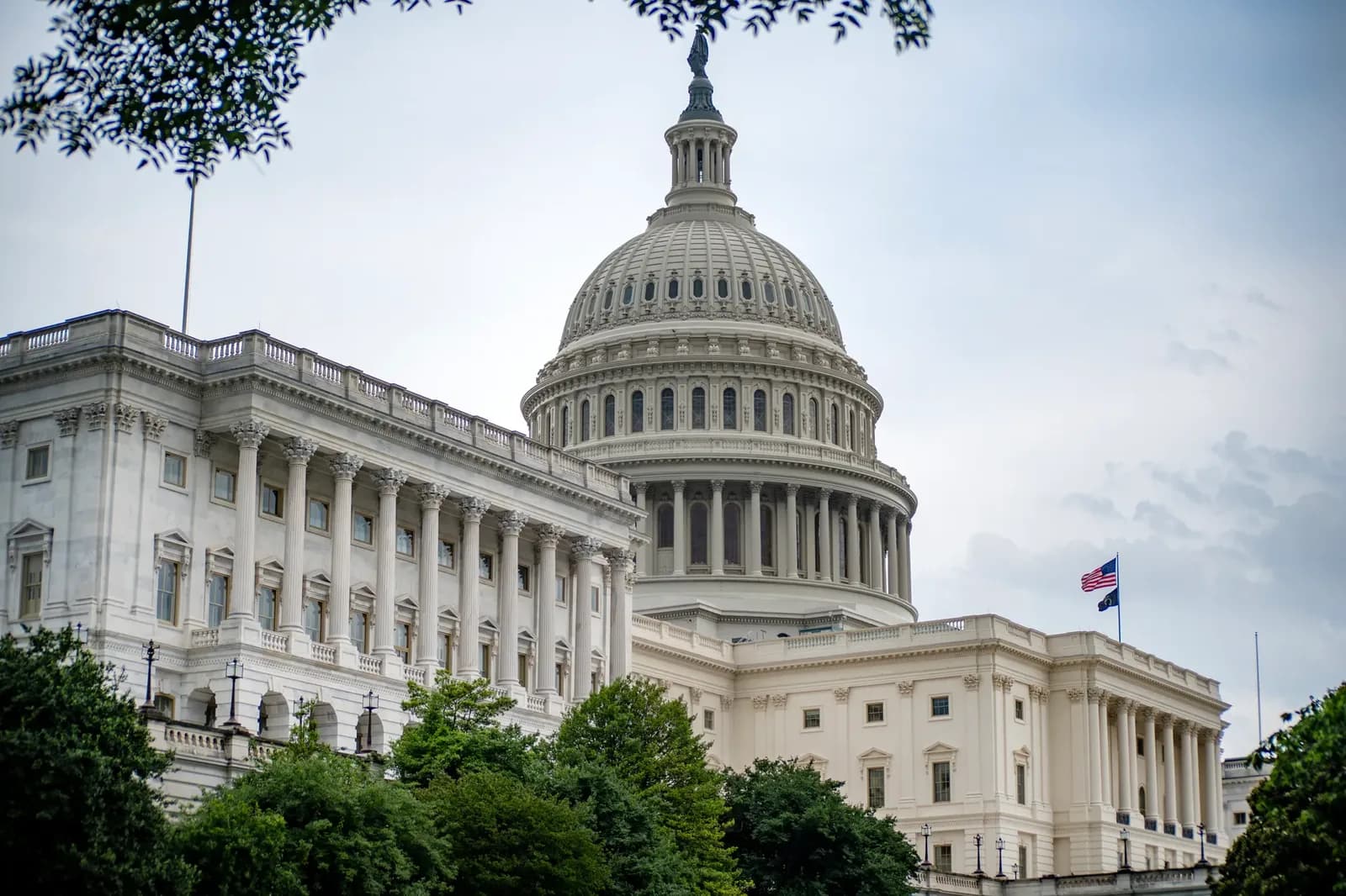 Senate Passes Russia-Iran Sanctions Bill Honoring Late Graham