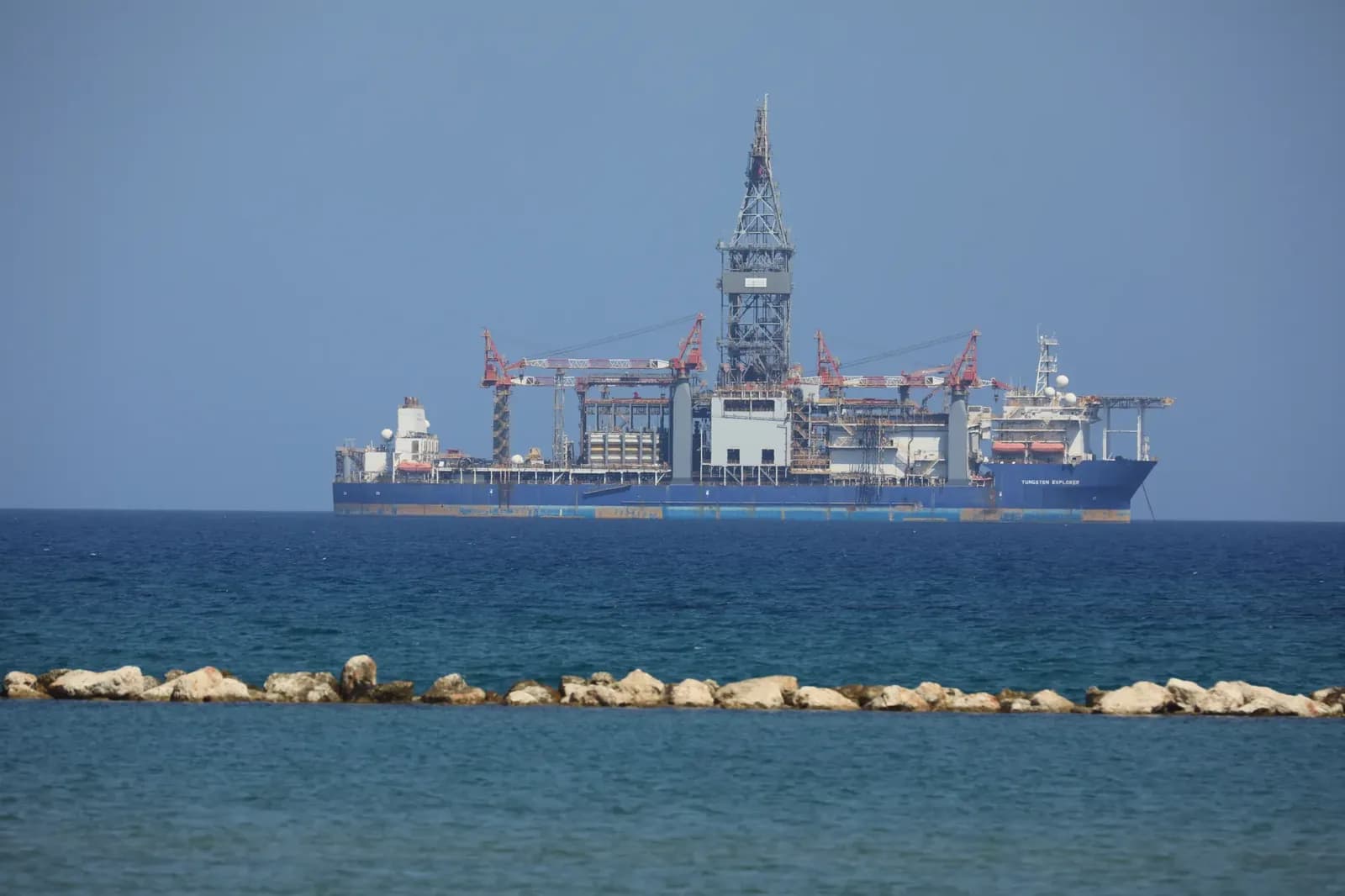 Argentina to Sue Energy Firm Over Falklands Drilling