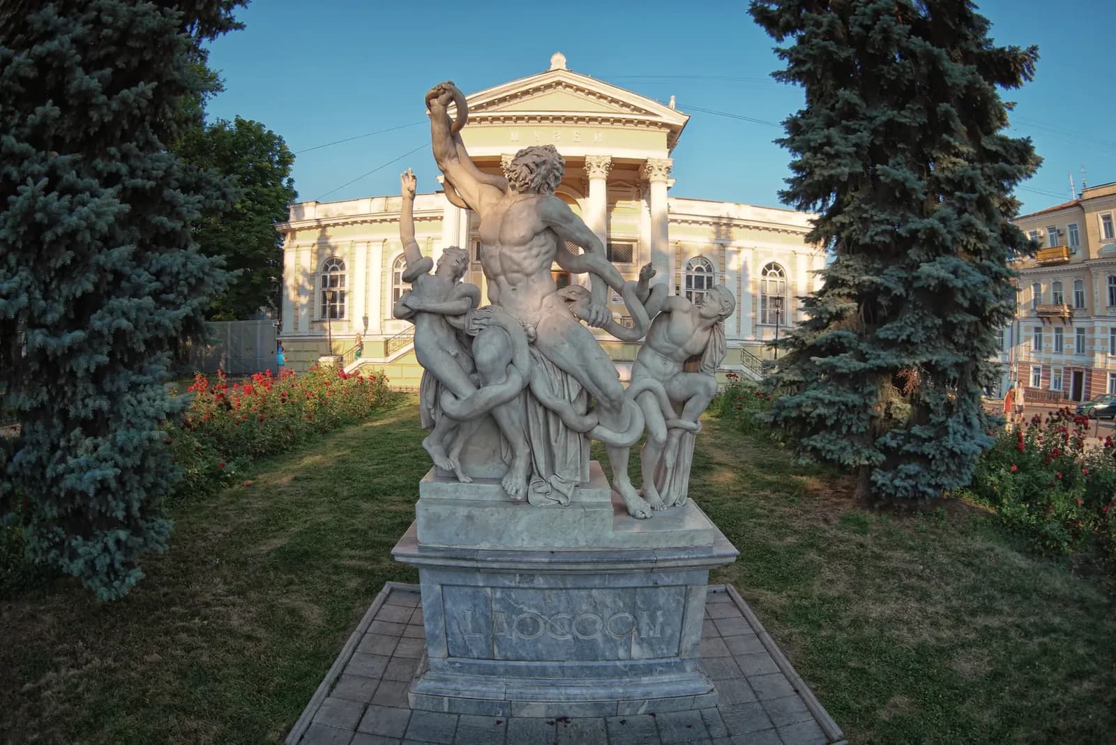 Odesa weighs ban on Russian in arts