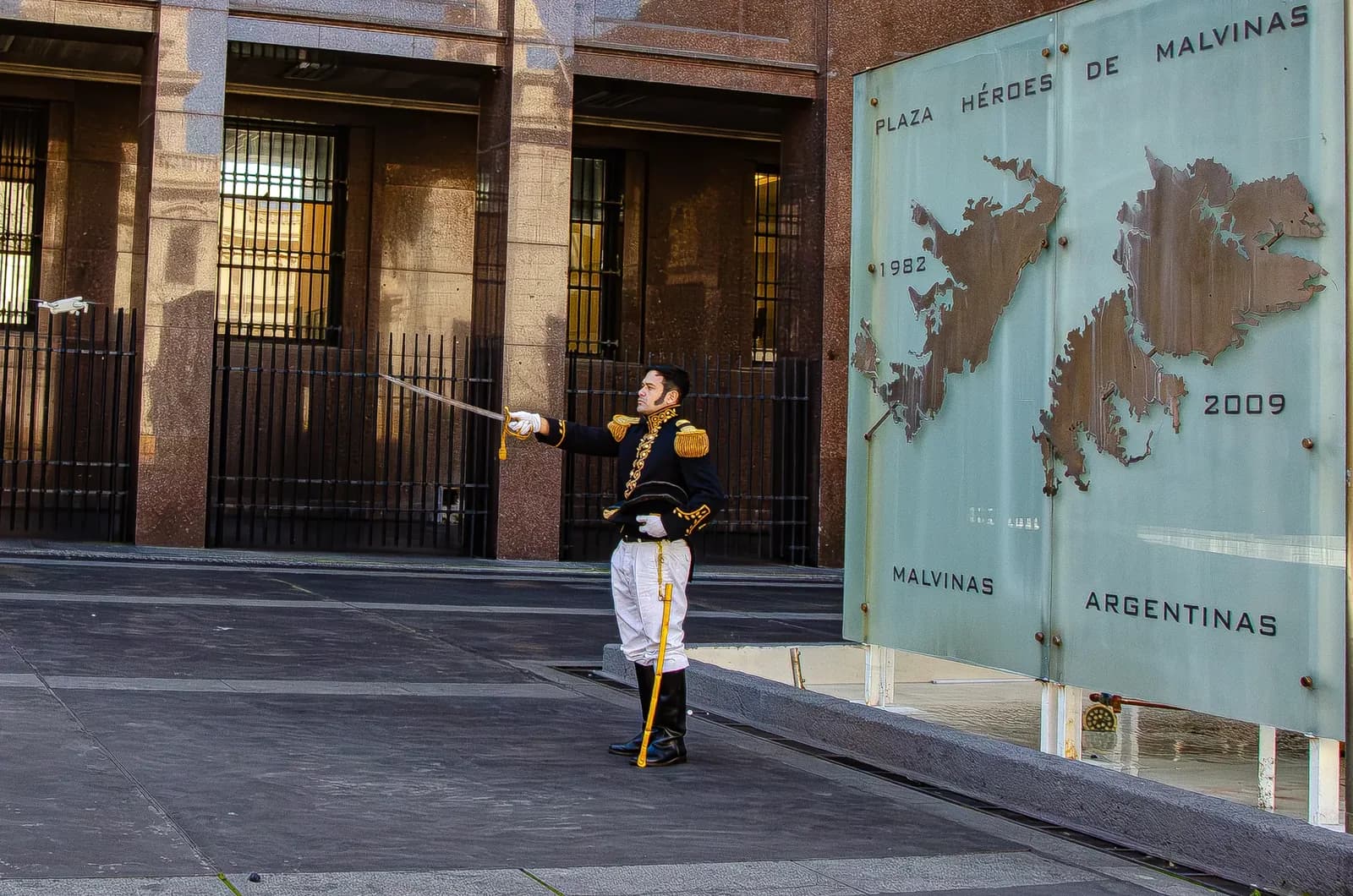 UK guide backs firms operating in the Falklands