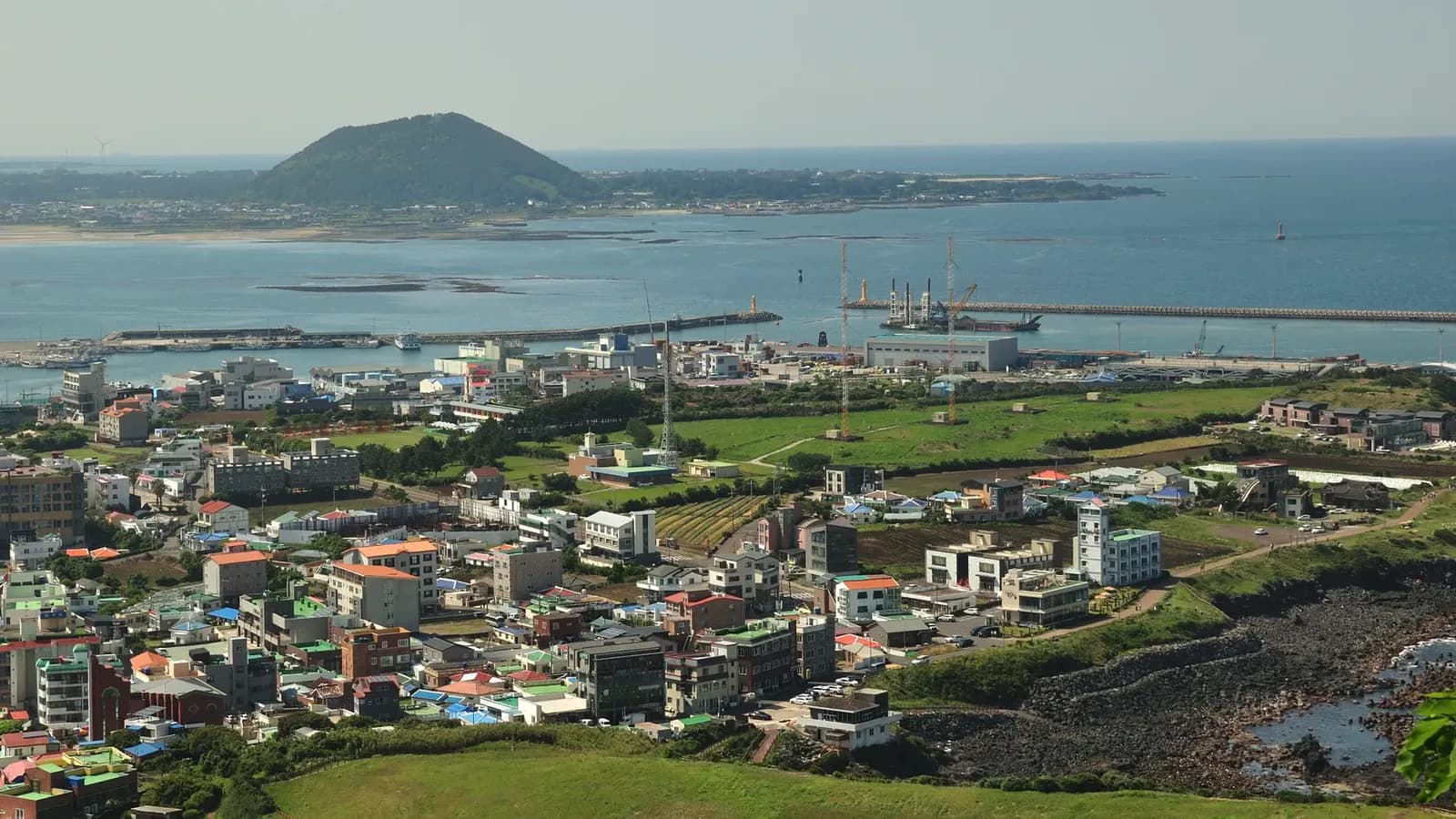 South Korea Sends Team to Assess Hormuz Strait