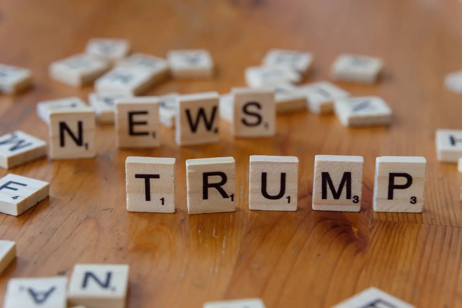 Trump Stands by Iran War, Ties Its End to Midterms