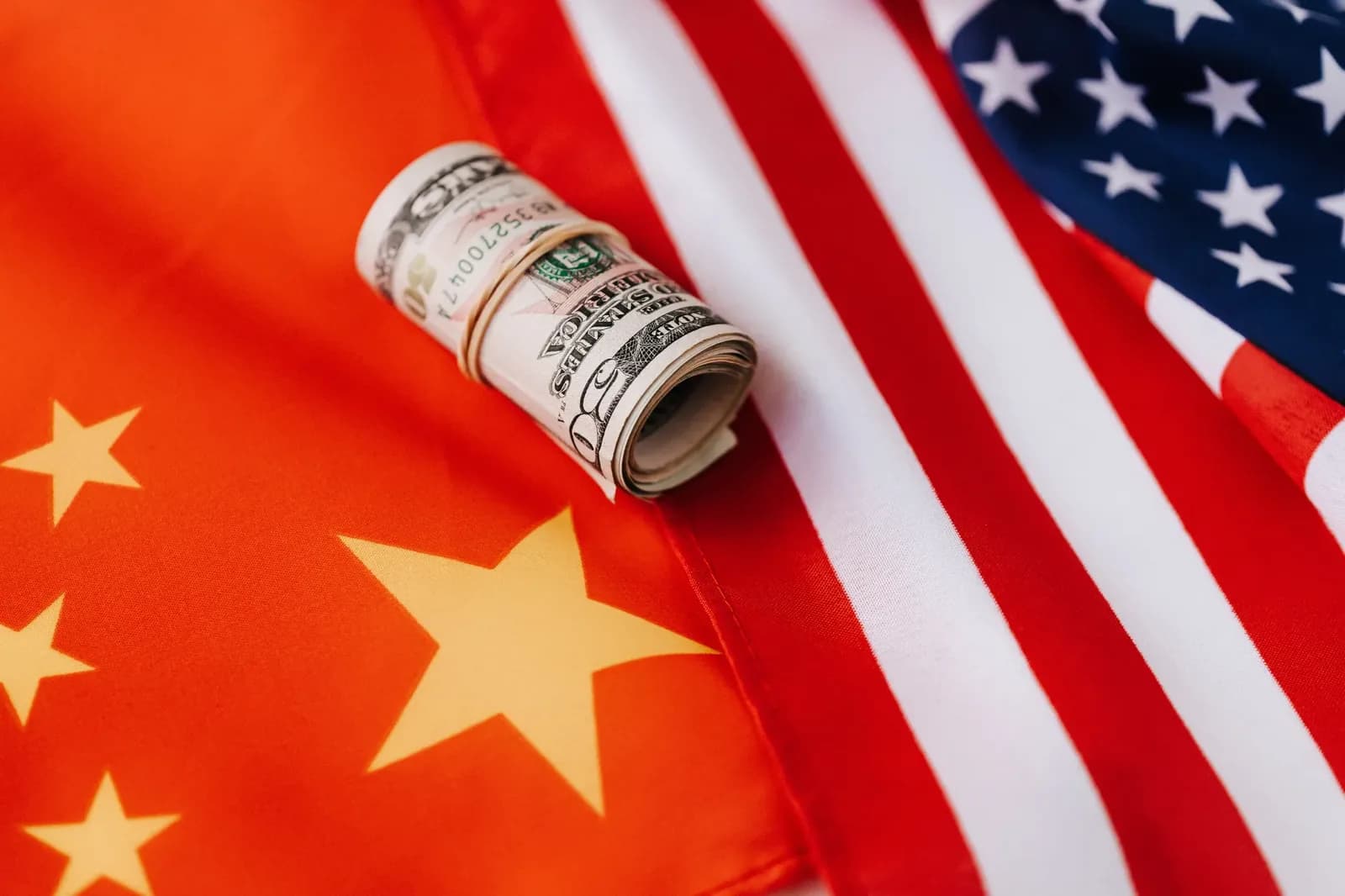 US and China Near Tariff Cuts Ahead of Leaders' Summit