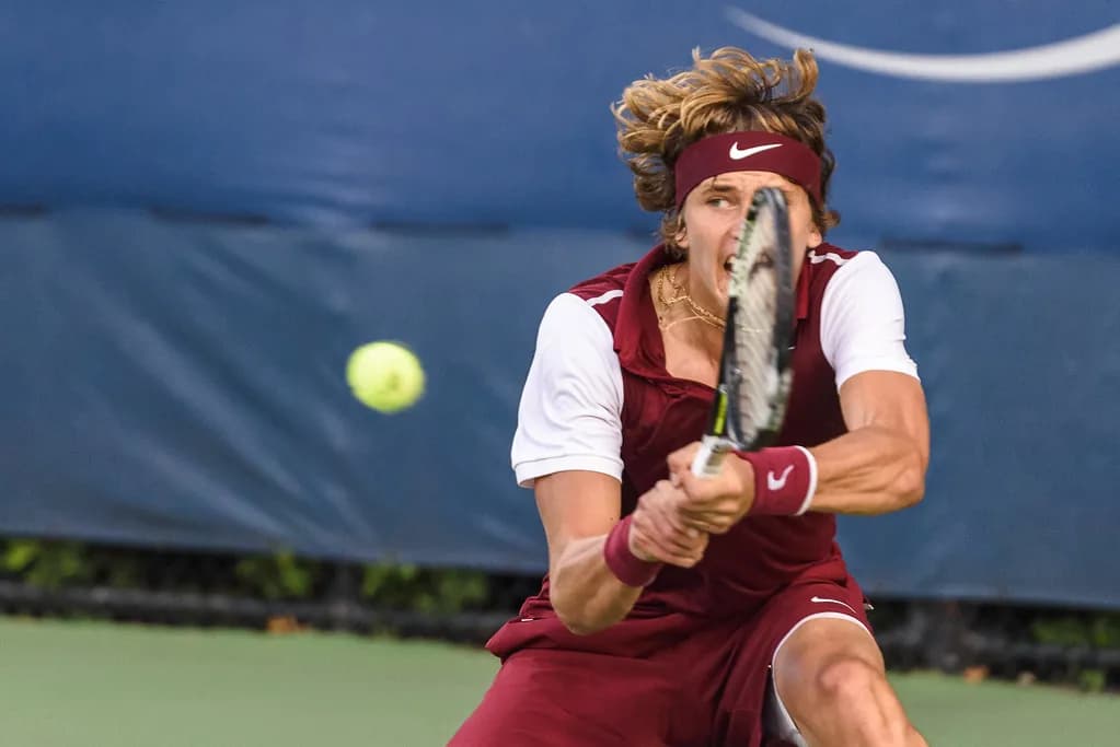 Zverev Reaches Third Straight Grand Slam Final at US Open